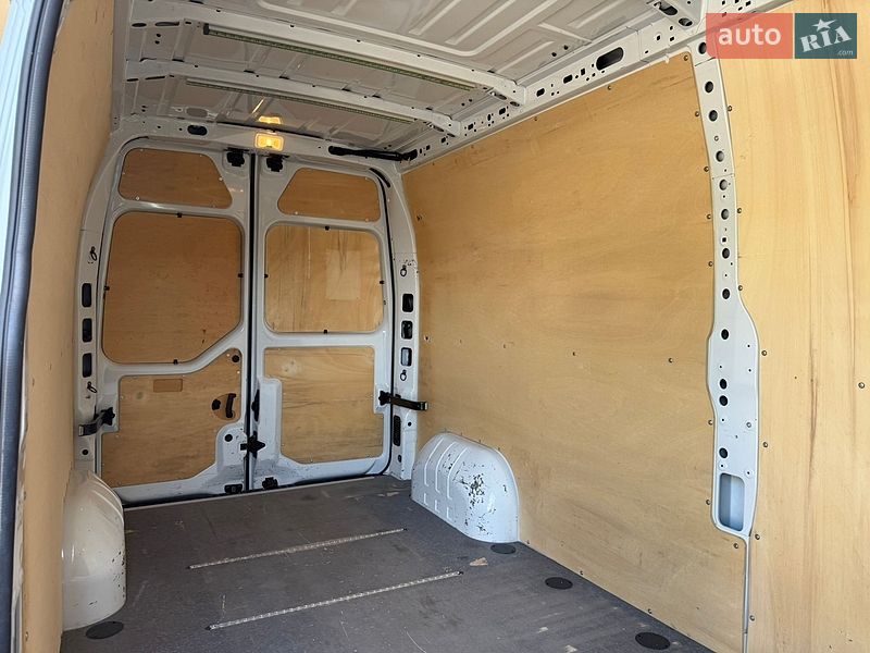 Грузовой фургон Renault Master 2019 в Луцке