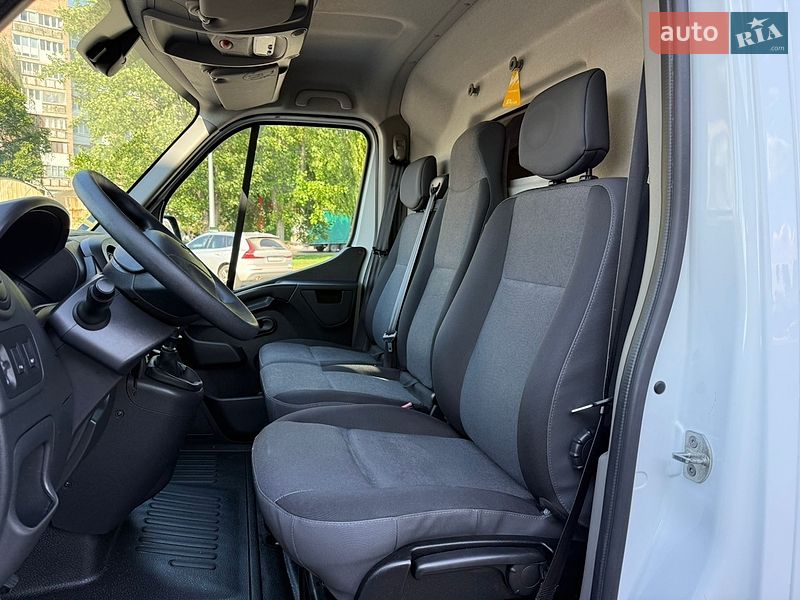 Грузовой фургон Renault Master 2019 в Луцке