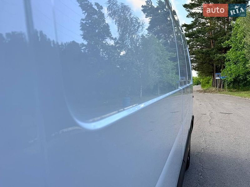 Грузовой фургон Renault Master 2023 в Киеве