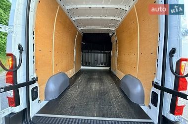 Грузовой фургон Renault Master 2023 в Киеве
