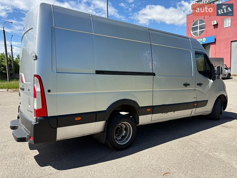 Вантажний фургон Renault Master 2018 в Чернігові