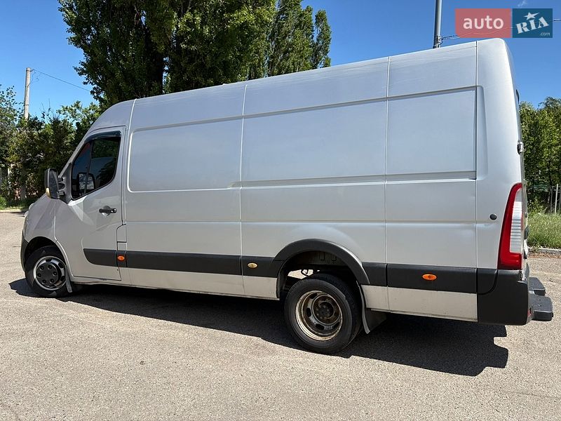 Вантажний фургон Renault Master 2018 в Чернігові