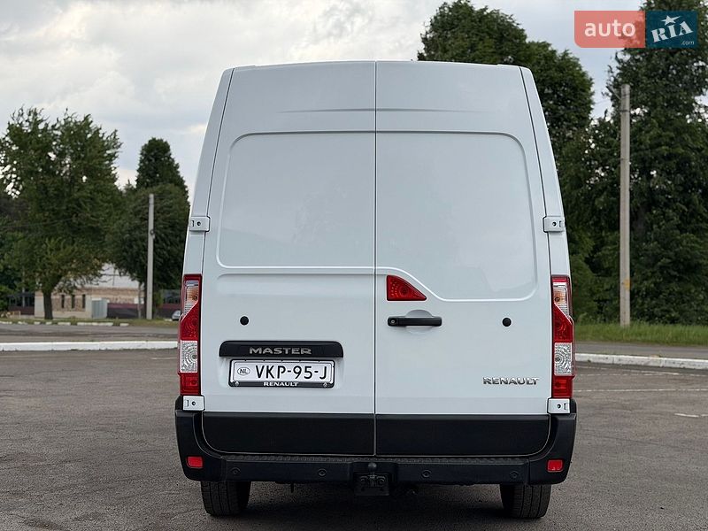 Вантажний фургон Renault Master 2022 в Радивиліві