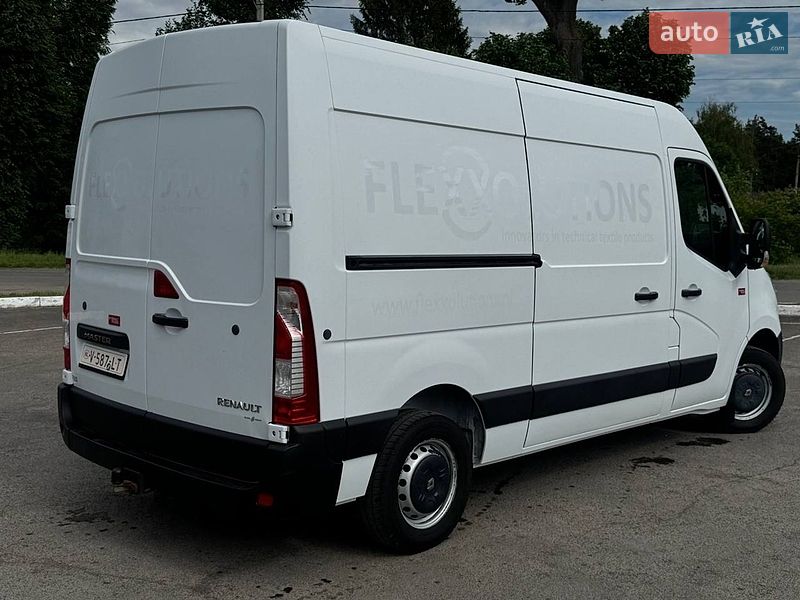 Вантажний фургон Renault Master 2018 в Рівному