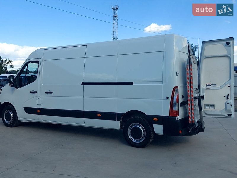 Грузовой фургон Renault Master 2021 в Млинове