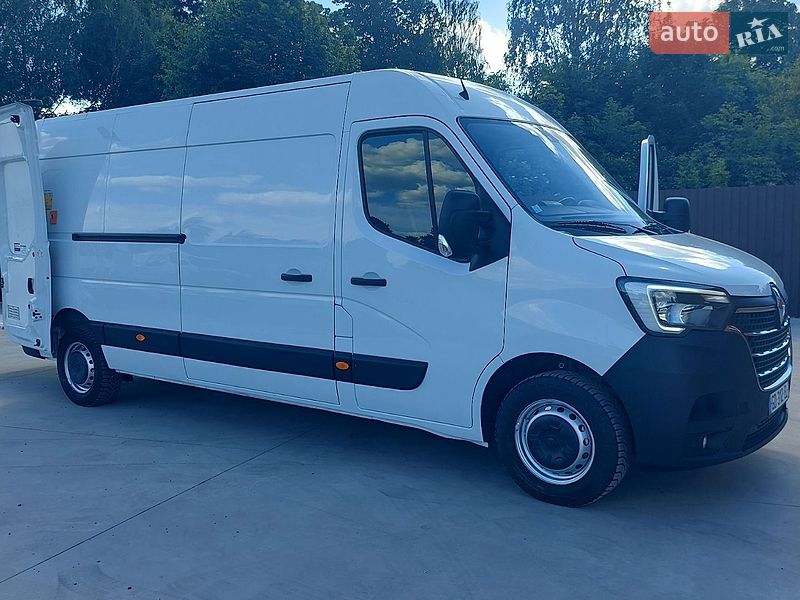 Грузовой фургон Renault Master 2021 в Млинове