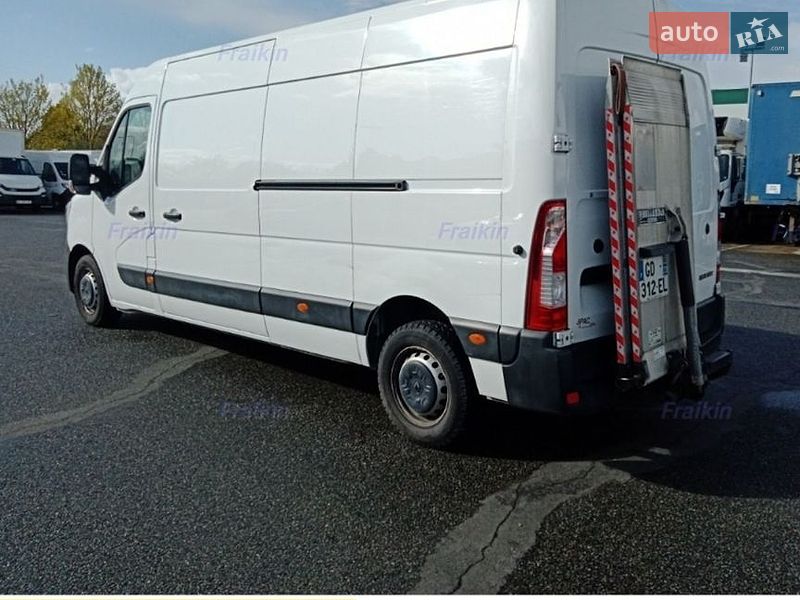 Грузовой фургон Renault Master 2021 в Млинове