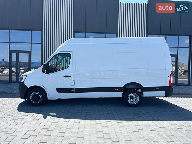 Renault Master 2021