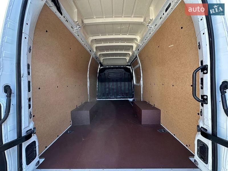 Вантажний фургон Renault Master 2021 в Ковелі