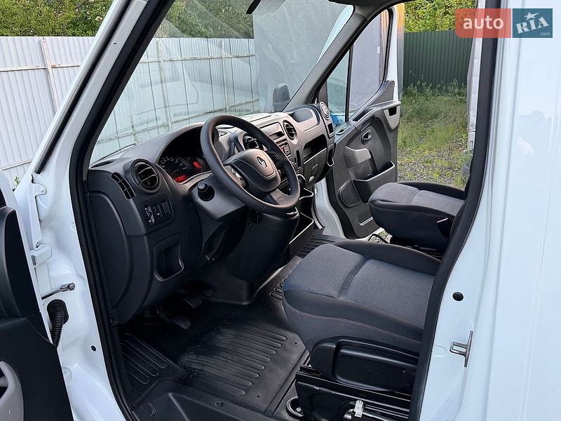 Тентований Renault Master 2017 в Ковелі