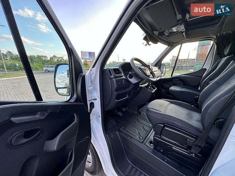 Другие грузовики Renault Master 2023 в Киеве