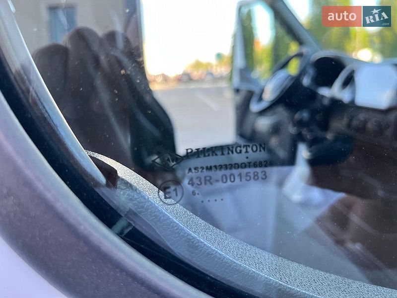 Вантажний фургон Renault Master 2017 в Дубні