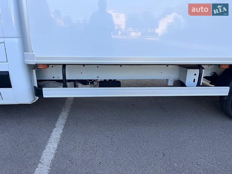 Вантажний фургон Renault Master 2017 в Дубні