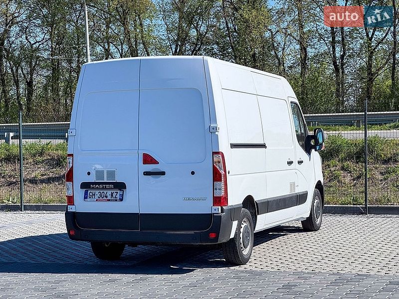 Вантажний фургон Renault Master 2021 в Рівному