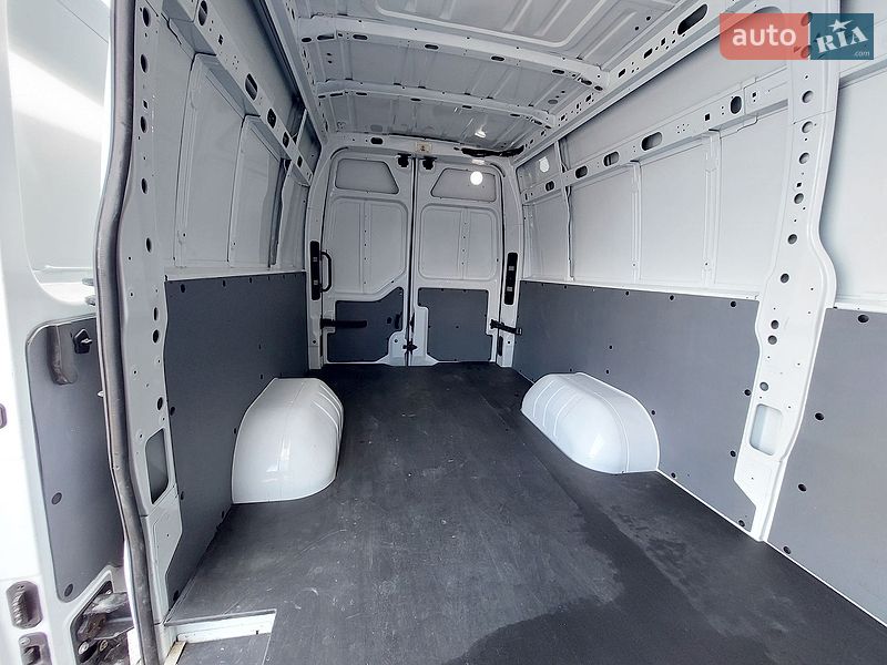 Микроавтобус грузовой (до 3,5т) Renault Master 2020 в Львове