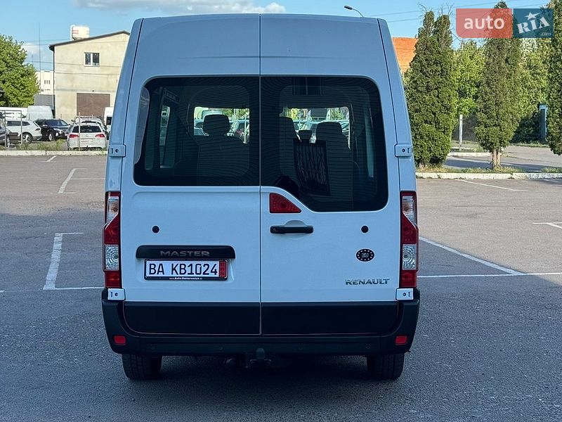 Мікроавтобус Renault Master 2015 в Дубні