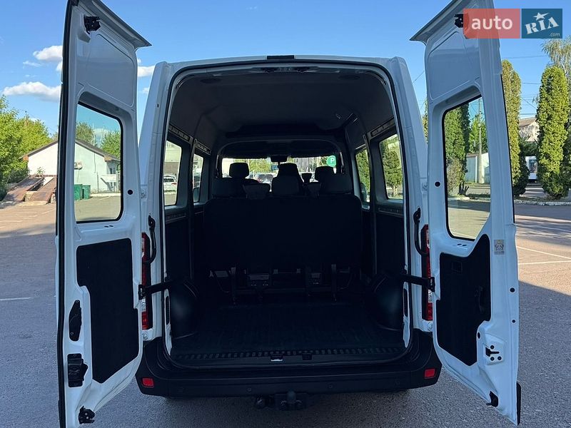 Мікроавтобус Renault Master 2015 в Дубні