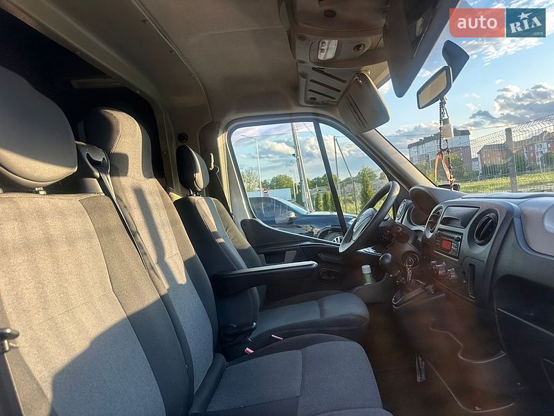 Автовоз Renault Master 2016 в Стрые