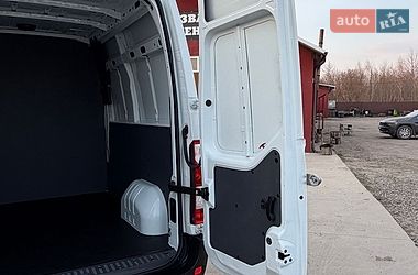 Вантажопасажирський фургон Renault Master 2017 в Млиніві фото 15 Вантажопасажирський фургон Renault Master 2017 в Млиніві