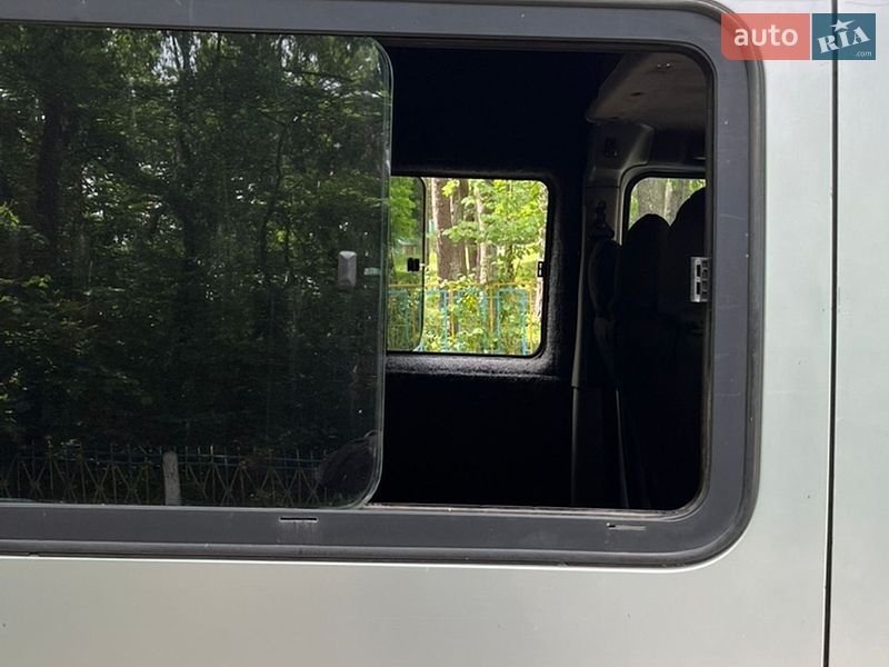Мінівен Renault Master 2005 в Шептицькому