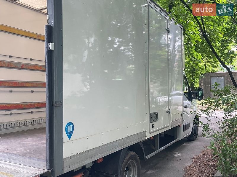 Вантажний фургон Renault Master 2020 в Києві