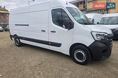 Вантажний фургон Renault Master 2022 в Стрию