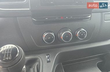 Вантажний фургон Renault Master 2022 в Стрию