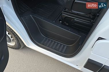 Грузовой фургон Renault Master 2019 в Житомире