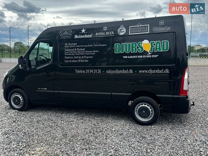 Грузовой фургон Renault Master 2016 в Львове