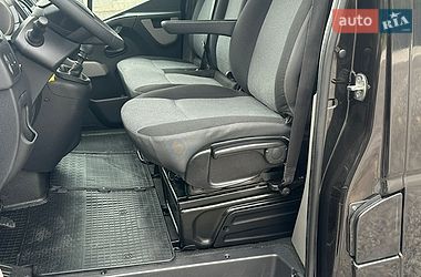 Грузовой фургон Renault Master 2016 в Львове