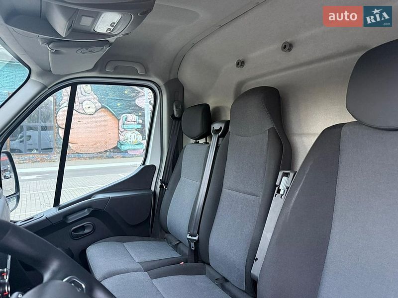 Вантажний фургон Renault Master 2021 в Луцьку
