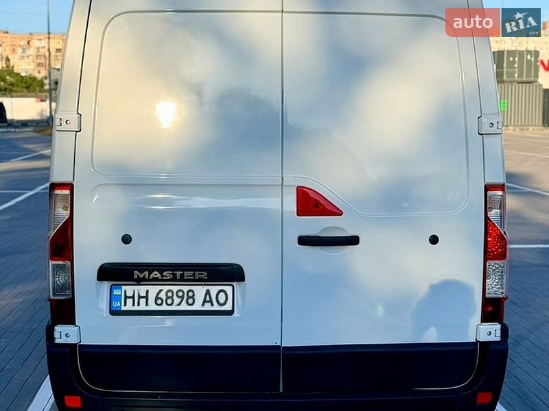 Вантажний фургон Renault Master 2012 в Одесі