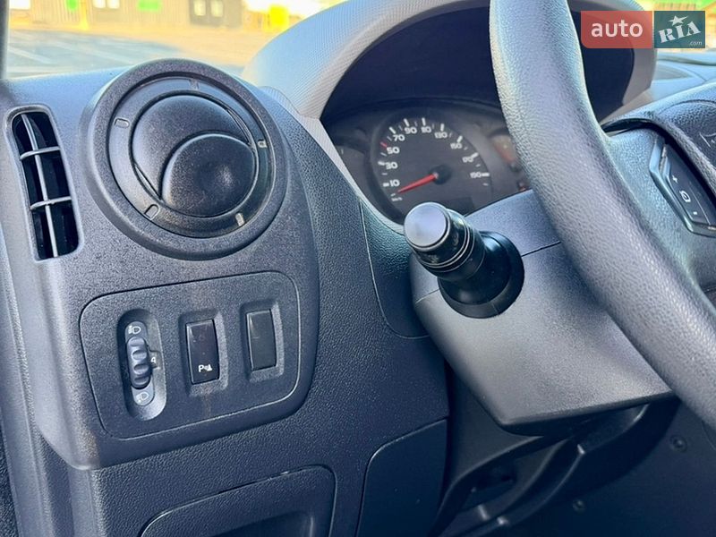 Вантажний фургон Renault Master 2012 в Одесі