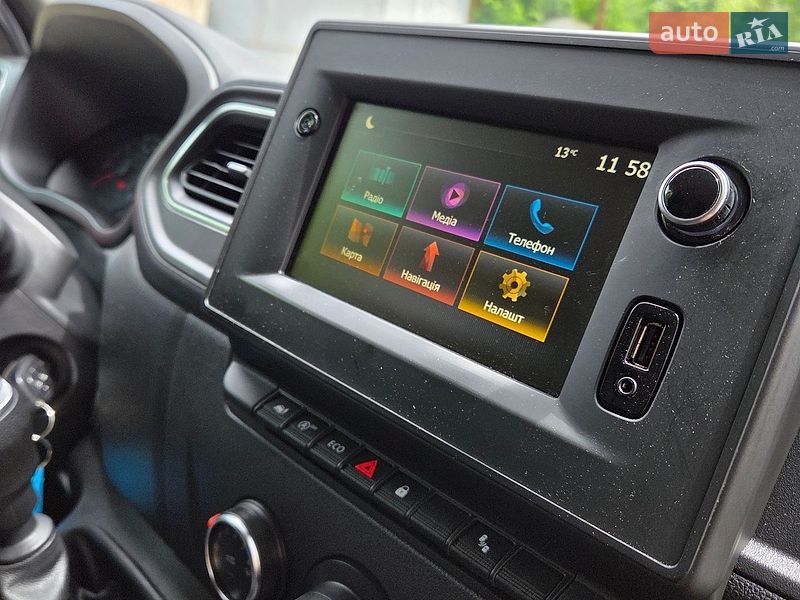Грузовой фургон Renault Master 2024 в Днепре