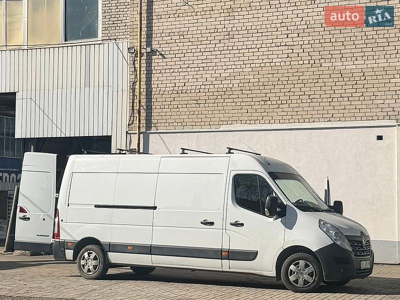 Грузовой фургон Renault Master 2015 в Львове