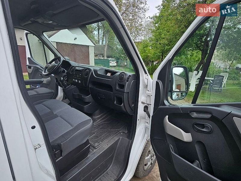 Вантажний фургон Renault Master 2018 в Луцьку