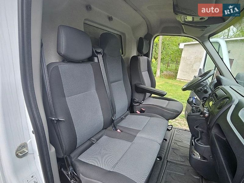 Вантажний фургон Renault Master 2018 в Луцьку