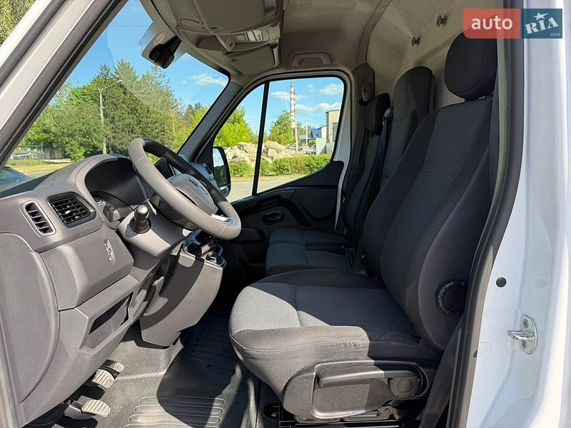 Грузовой фургон Renault Master 2021 в Луцке