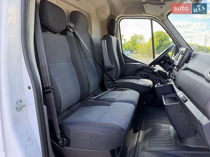 Грузовой фургон Renault Master 2021 в Луцке