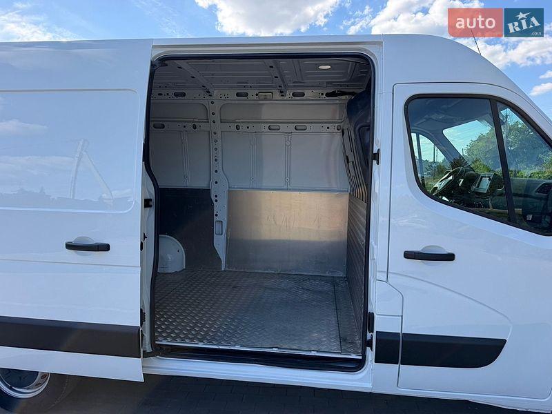 Грузовой фургон Renault Master 2021 в Луцке