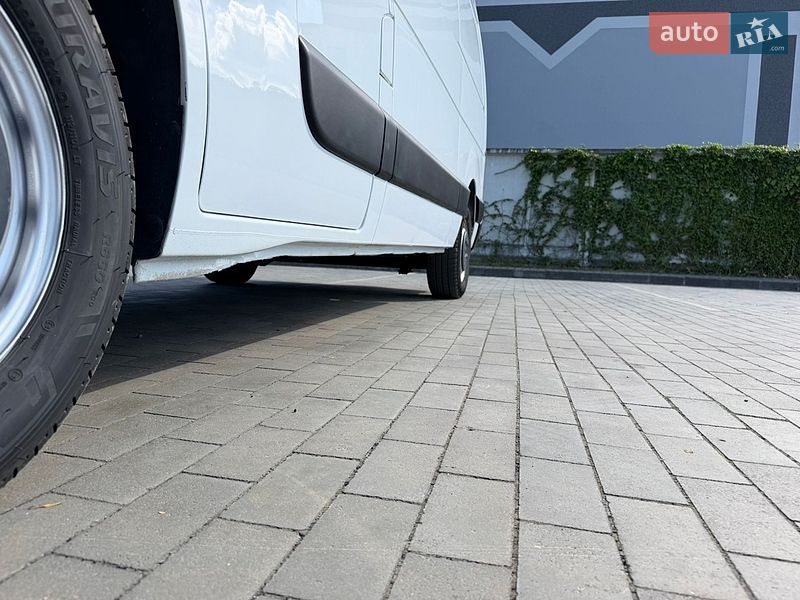 Грузовой фургон Renault Master 2021 в Луцке