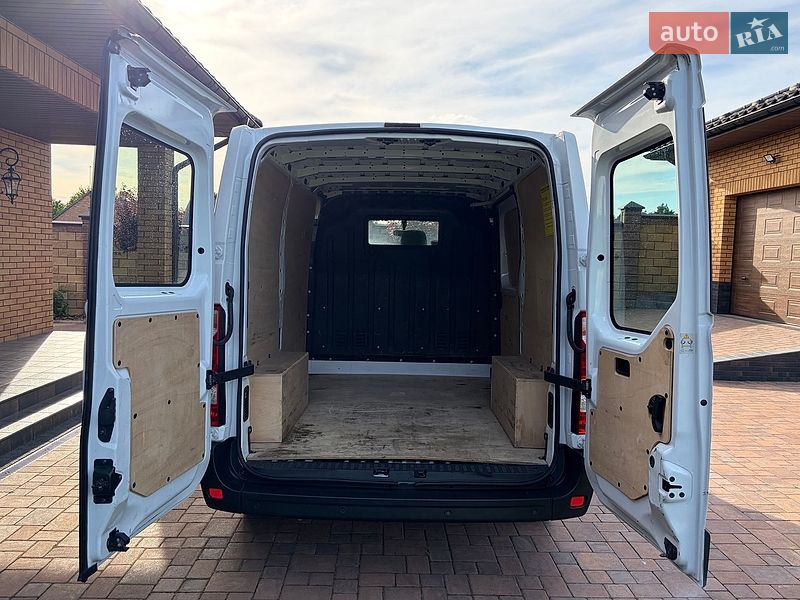 Грузовой фургон Renault Master 2018 в Луцке