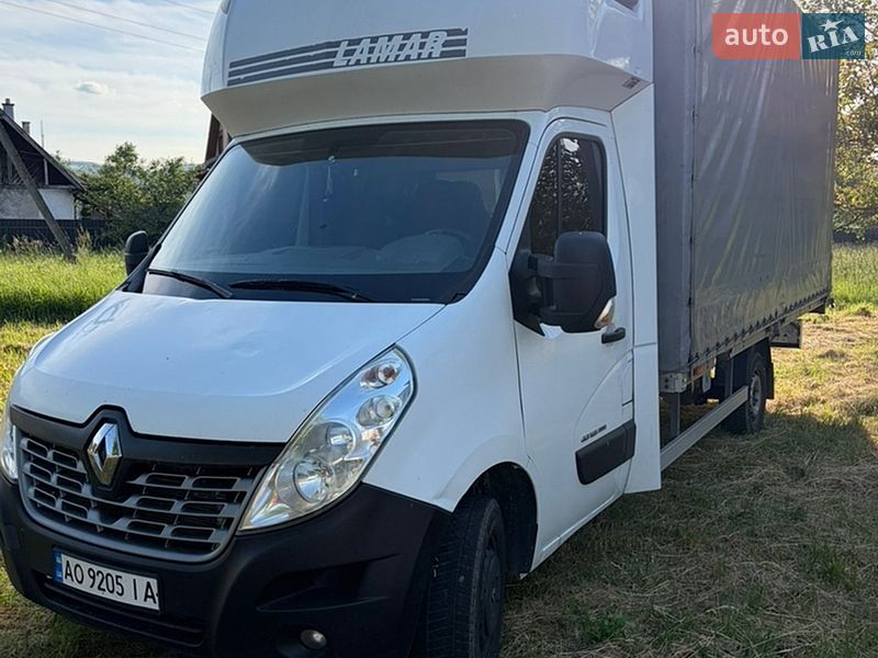 Грузовой фургон Renault Master 2016 в Ужгороде