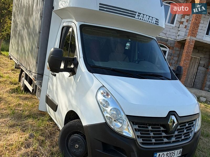 Грузовой фургон Renault Master 2016 в Ужгороде