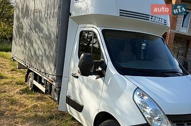 Грузовой фургон Renault Master 2016 в Ужгороде