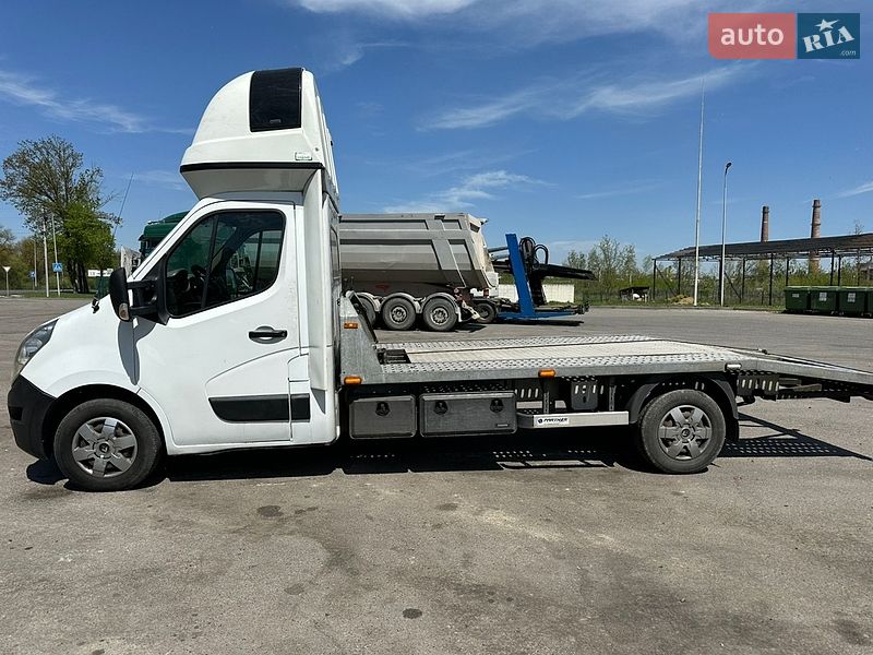Автовоз Renault Master 2015 в Ивано-Франковске