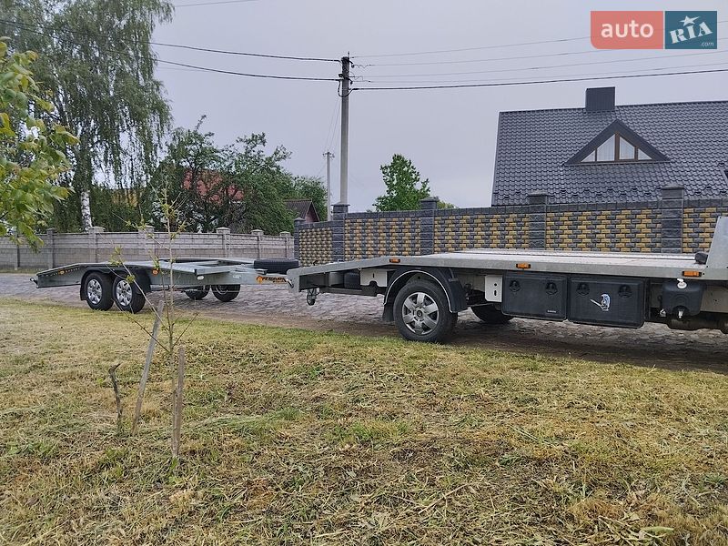 Эвакуатор Renault Master 2017 в Дубно