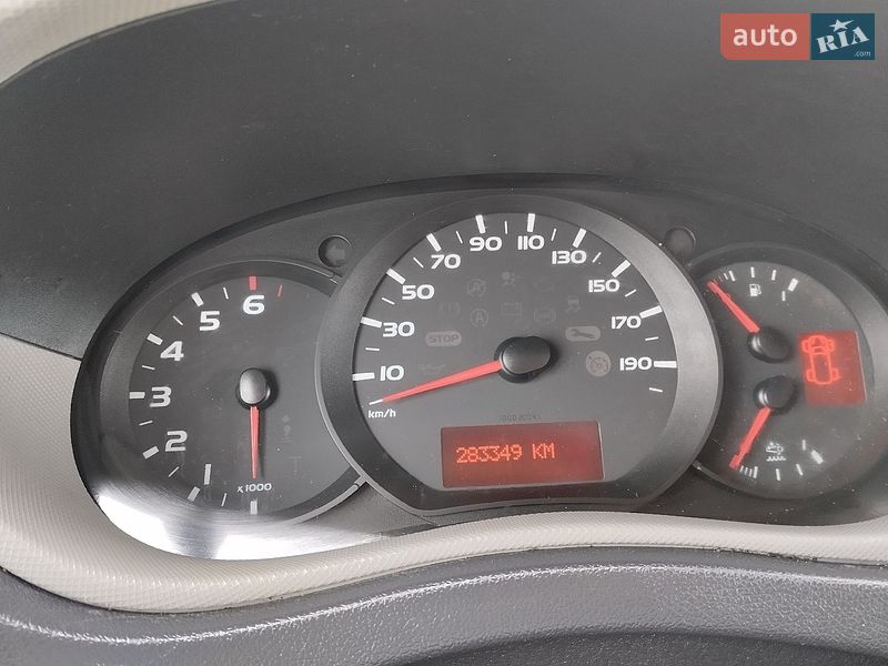 Эвакуатор Renault Master 2017 в Дубно