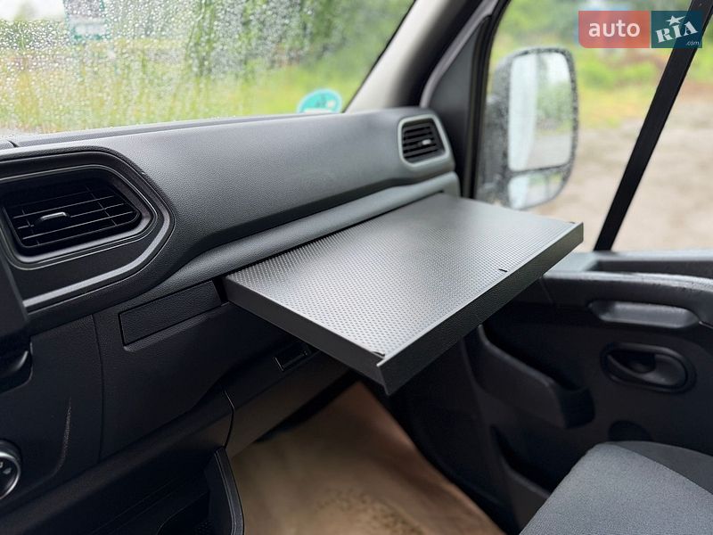 Вантажний фургон Renault Master 2019 в Дубні