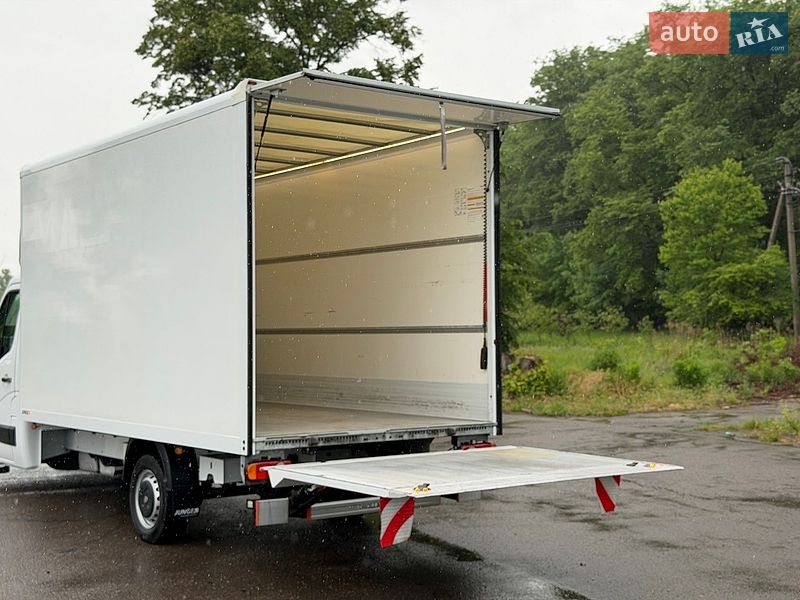 Вантажний фургон Renault Master 2019 в Дубні